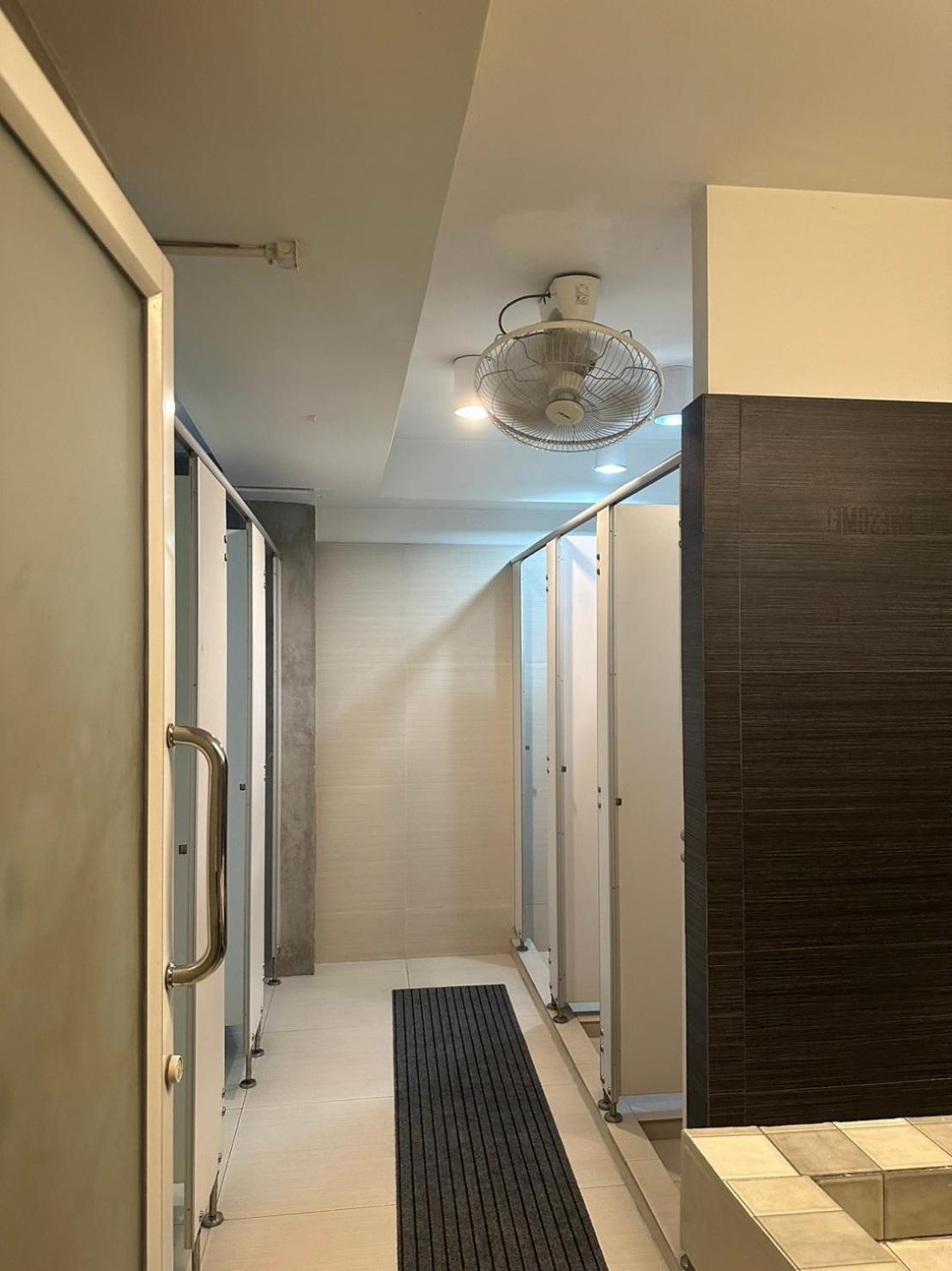 Qilombo Hostel Silom - Hq Bangkok Exteriér fotografie